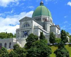 The park is also home to the observatory at St.Joseph?s Oratory.